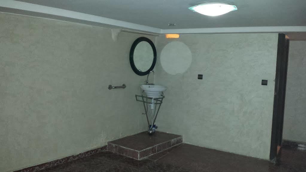 Hotel Aswan Udžda Exteriér fotografie